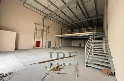 Warehouse - Studio - 1 Bathroom for rent in Al Sajaa Industrial - Al Sajaa - Sharjah