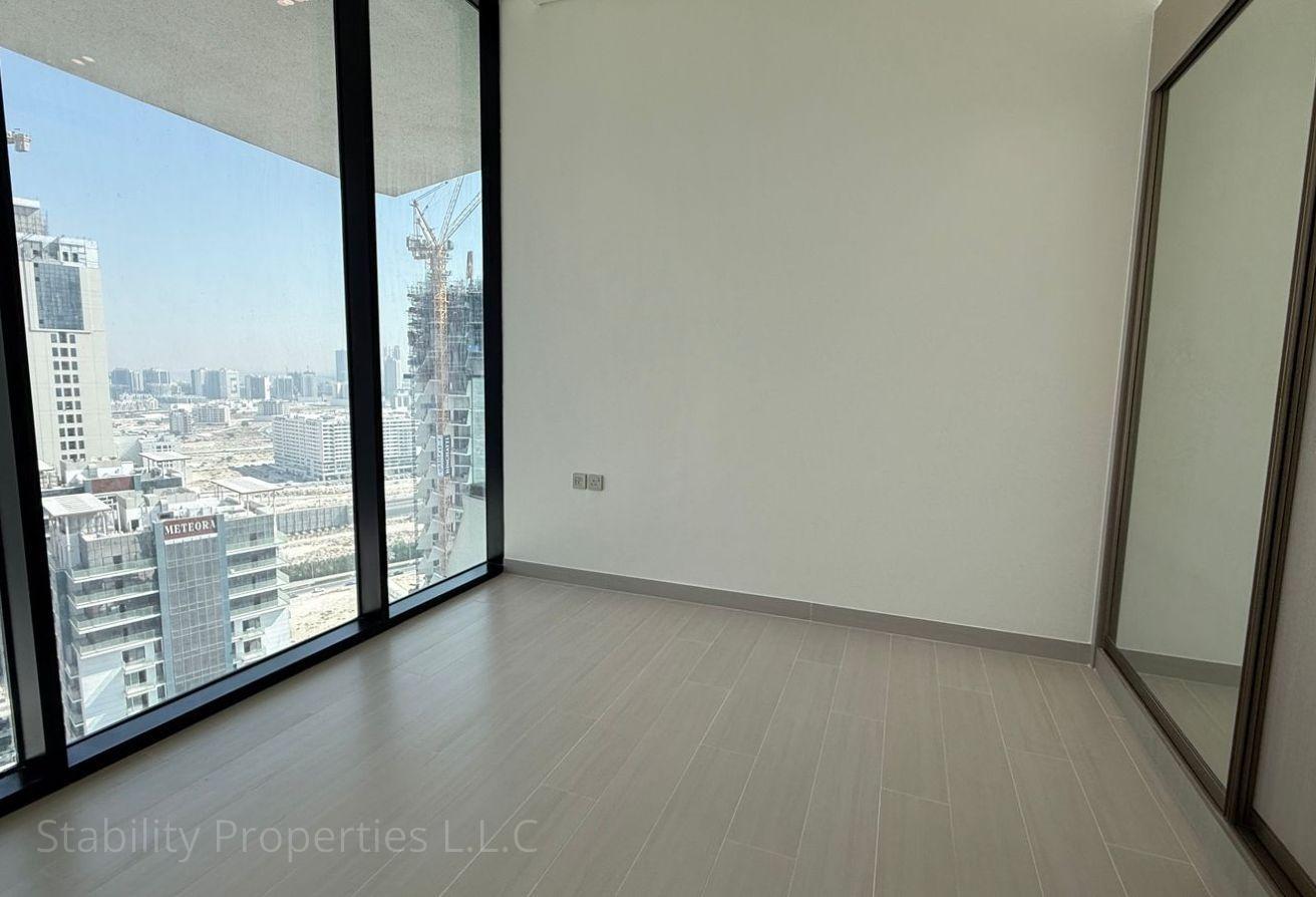 Largest Layout | 1 Bedroom + Study | Private Pool photo 5