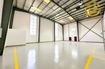 Warehouse - Studio - 1 Bathroom for rent in Jebel Ali Industrial 1 - Jebel Ali Industrial - Jebel Ali - Dubai