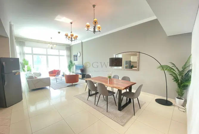 158226000 - Property Image 2