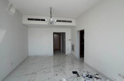 Apartment - 1 Bedroom - 2 Bathrooms for rent in Muwailih Building - Muwaileh - Sharjah