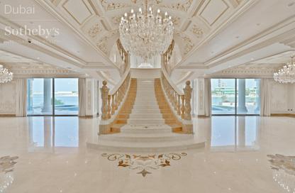 Villa - 6 Bedrooms - 7+ Bathrooms for rent in Signature Villas Frond J - Signature Villas - Palm Jumeirah - Dubai