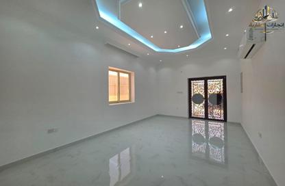 فيلا - 5 غرف نوم - 7 حمامات للايجار في فلل الروضة 2 - 2 الروضة - الروضة - عجمان فيلا - 5 غرف نوم - 7 حمامات للايجار في فلل الروضة 2 - 2 الروضة - الروضة - عجمان