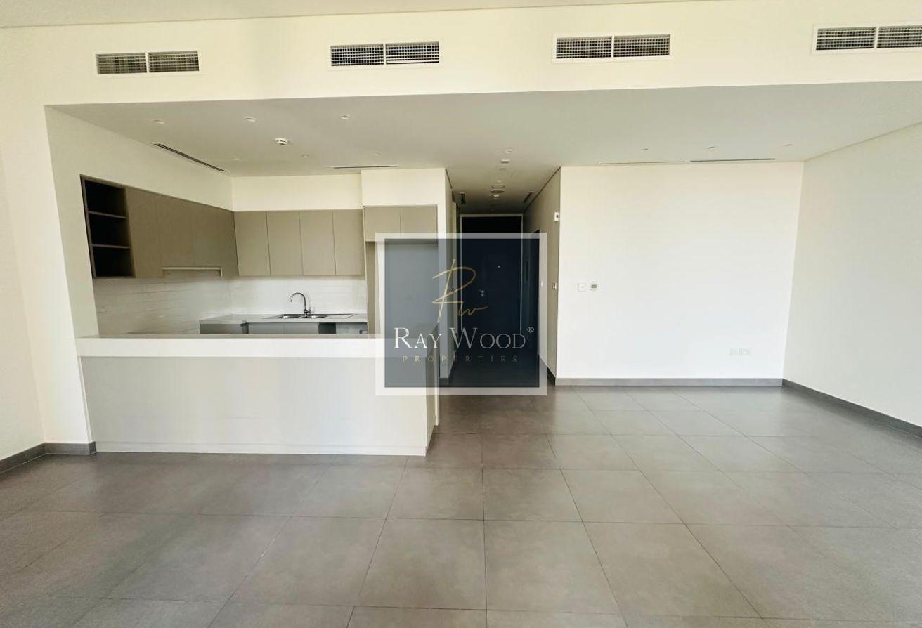 Fully furnished | On Pool | Elegant Duplex photo 8