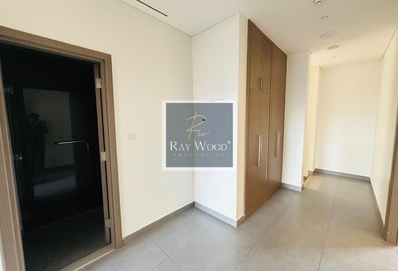 Fully furnished | On Pool | Elegant Duplex photo 28