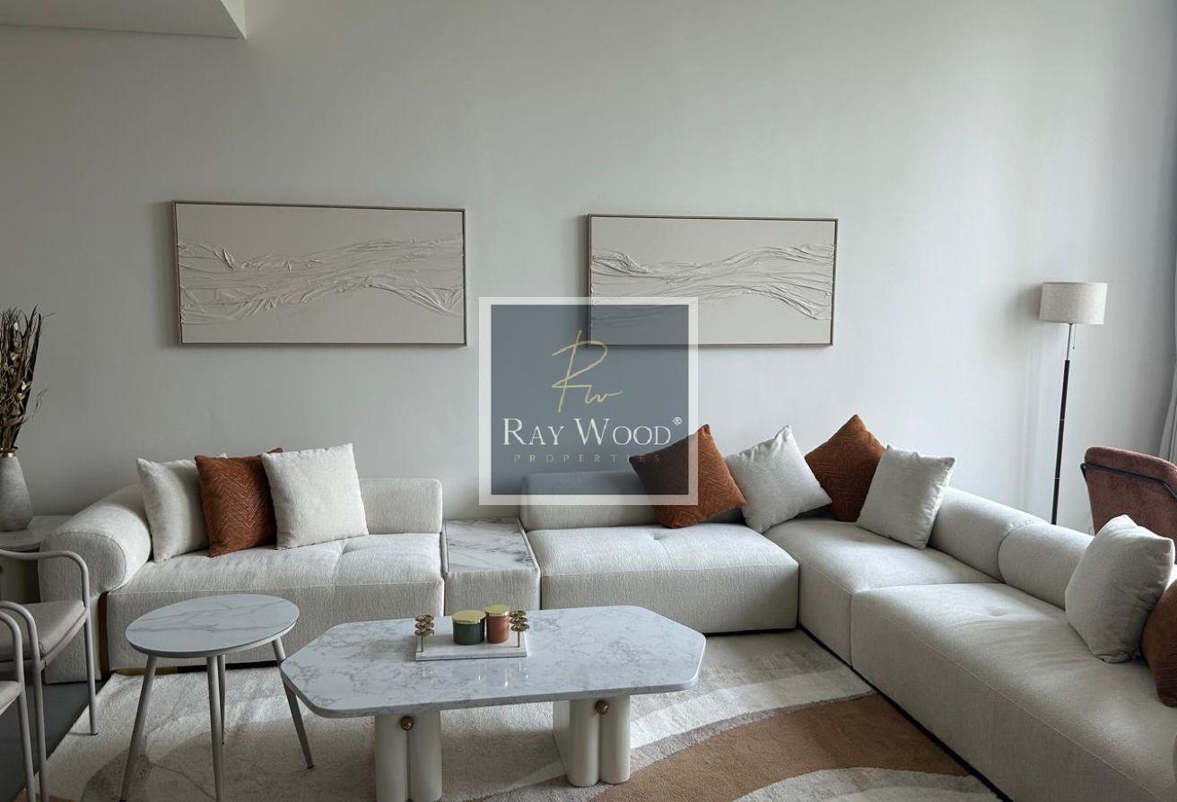 Fully furnished | On Pool | Elegant Duplex photo 3