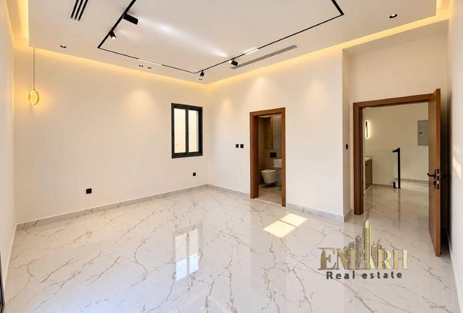 142351983 - Property Image 2