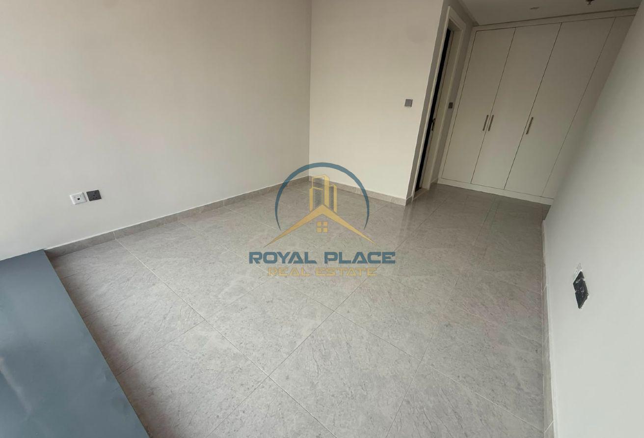 Offer of Month - Premium 1BHK - Closed Kitchen !! photo 2