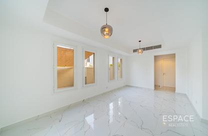 Villa - 2 Bedrooms - 3 Bathrooms for sale in Springs 11 - The Springs - Dubai