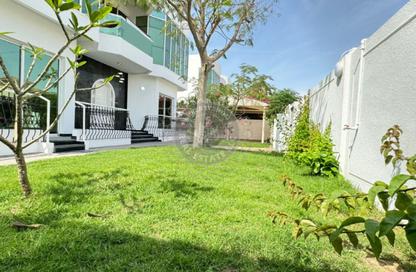 Villa - 5 Bedrooms - 6 Bathrooms for rent in Umm Suqeim 1 Villas - Umm Suqeim 1 - Umm Suqeim - Dubai Villa - 5 Bedrooms - 6 Bathrooms for rent in Umm Suqeim 1 Villas - Umm Suqeim 1 - Umm Suqeim - Dubai