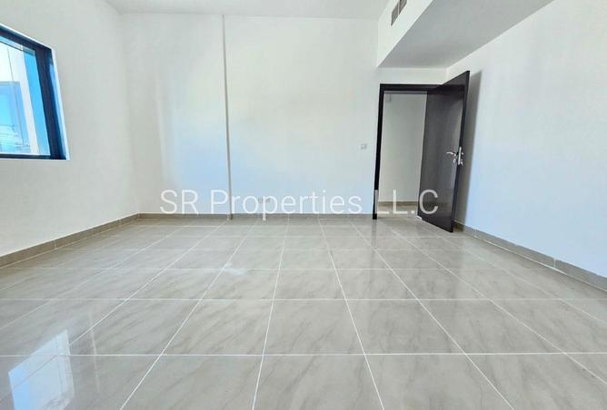 102008715 - Property Image 3