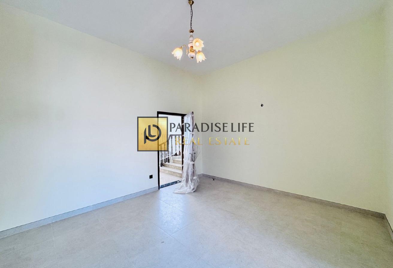 Spacious 7 BR Villa in Mirdif Villas with Private Garden photo 18