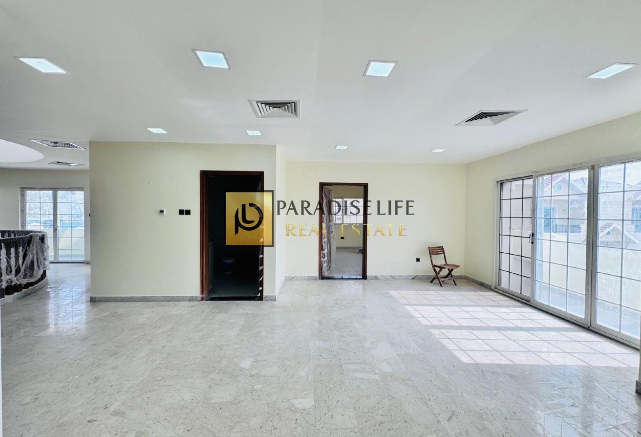Spacious 7 BR Villa in Mirdif Villas with Private Garden photo 13
