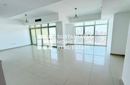 Apartment - 3 Bedrooms - 5 Bathrooms for rent in Tala Tower - Marina Square - Al Reem Island - Abu Dhabi
