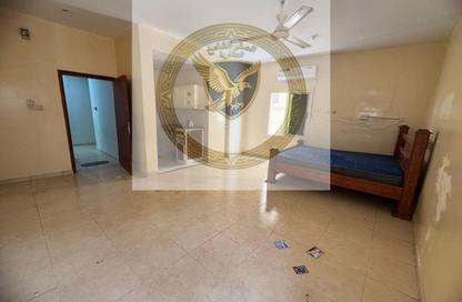 Apartment - Studio - 1 Bathroom for rent in Al Rumailah building - Al Rumailah 2 - Al Rumaila - Ajman