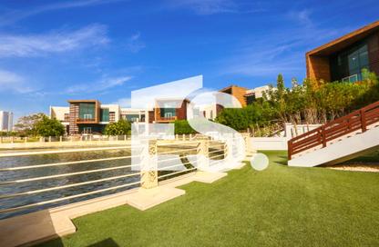 Villa - 5 Bedrooms - 6 Bathrooms for rent in Hills Abu Dhabi - Al Maqtaa - Abu Dhabi