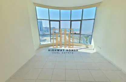 شقة - 2 غرف نوم - 3 حمامات للايجار في برج صحارى 1 - مجمع صحارى - النهدة - الشارقة