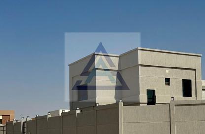 Villa - 4 - 6 for rent in Al Aweer 1 - Al Aweer - Dubai Villa - 4 - 6 for rent in Al Aweer 1 - Al Aweer - Dubai