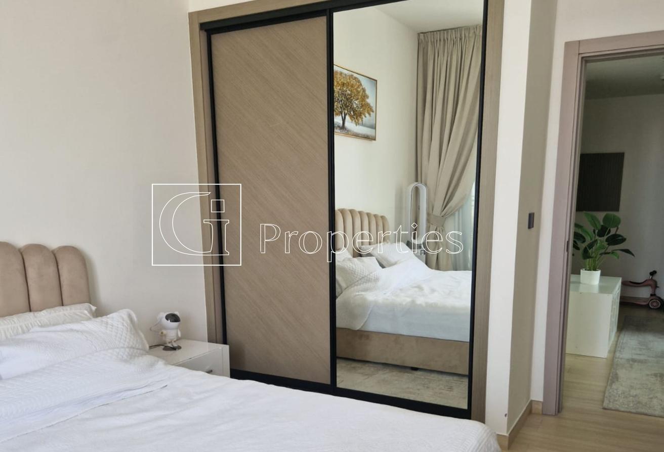 Move In Ready | Pool View | Fully Furnished photo 10