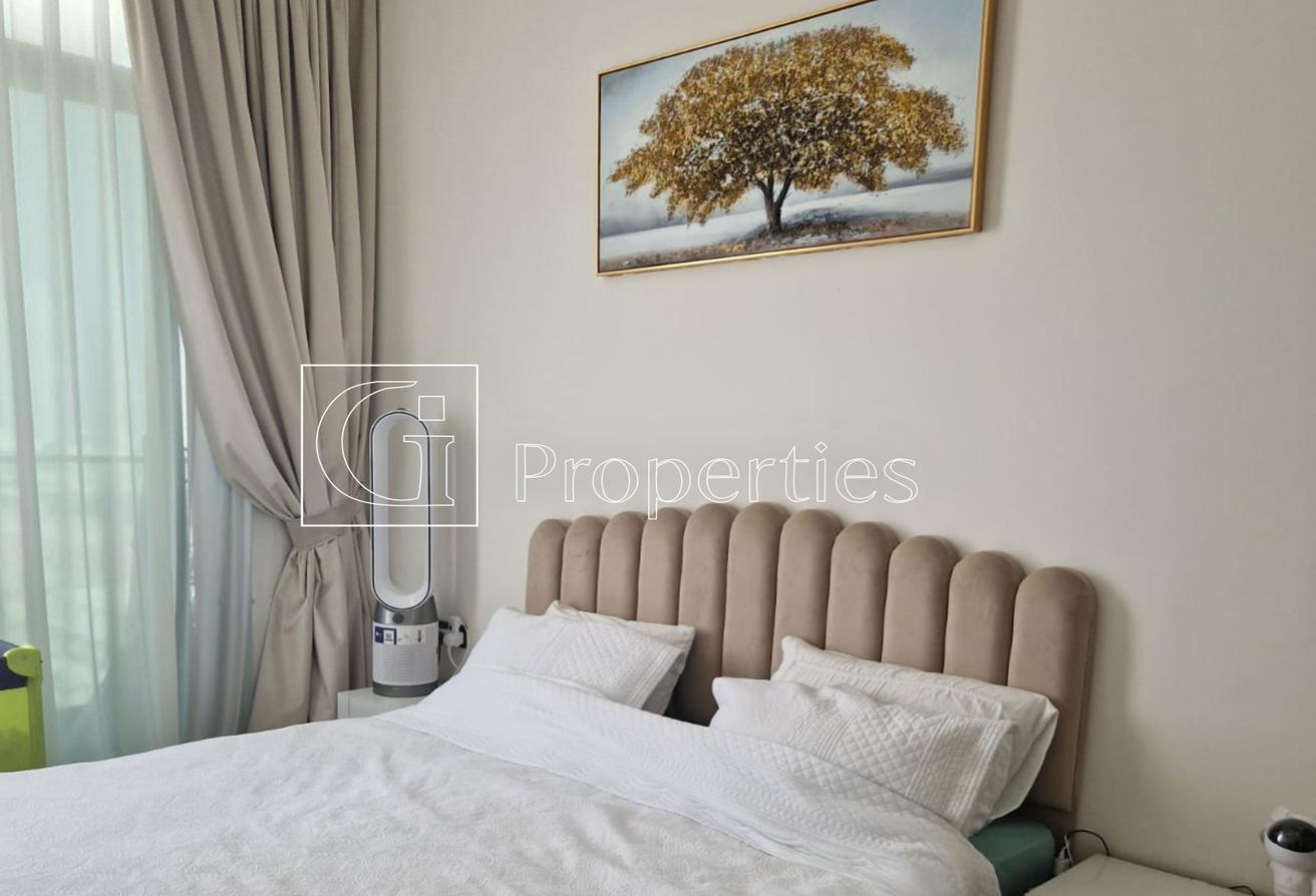 Move In Ready | Pool View | Fully Furnished photo 8