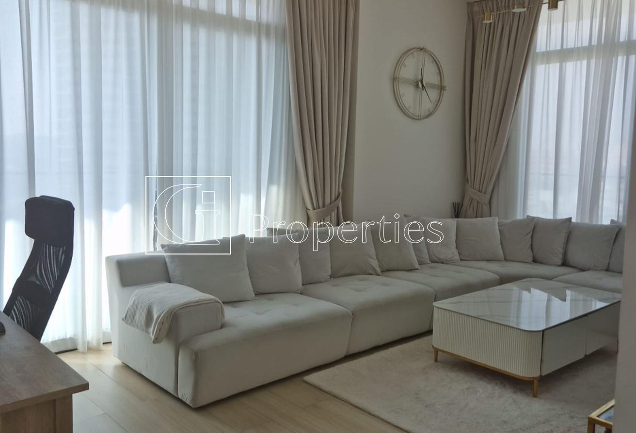 Move In Ready | Pool View | Fully Furnished photo 2