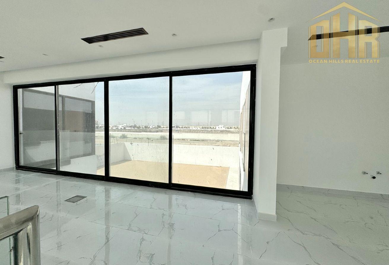 Contemporary Design | Large Plot | Move In Now photo 13