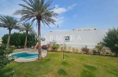 Villa - 3 Bedrooms - 3 Bathrooms for rent in Jumeirah 1 Villas - Jumeirah 1 - Jumeirah - Dubai