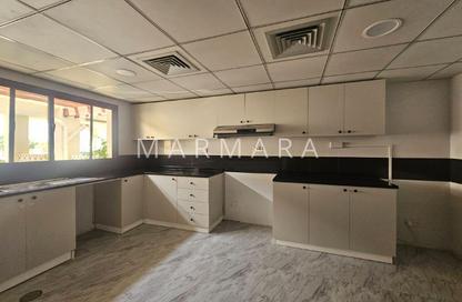 Villa - 3 Bedrooms - 3 Bathrooms for rent in Jumeirah 1 Villas - Jumeirah 1 - Jumeirah - Dubai