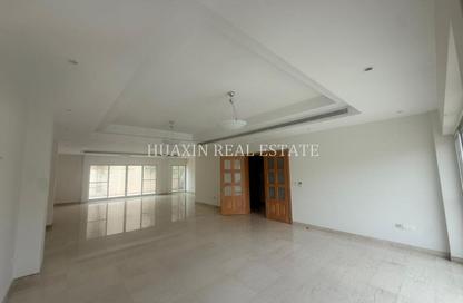 Villa - 5 - 5 for rent in Jumeirah 2 - Jumeirah - Dubai
