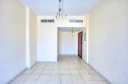 Apartment - 1 - 1 for rent in Al Nabaa Building - Al Naba'ah - Al Sharq - Sharjah