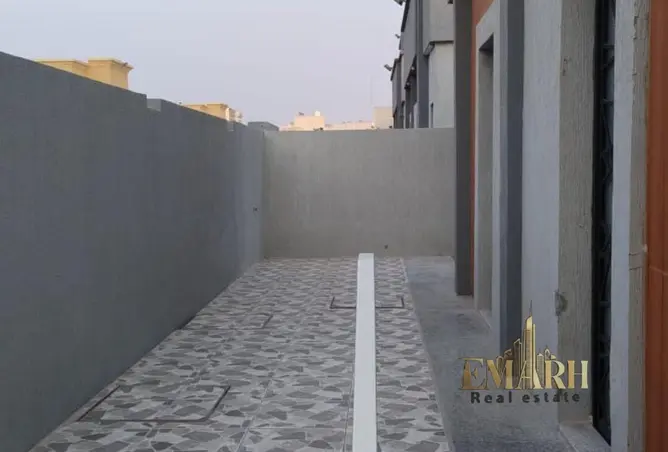 157790156 - Property Image 2