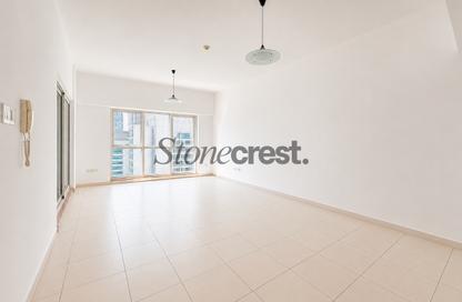 Apartment - 3 Bedrooms - 3 Bathrooms for rent in Cascades Tower - Dubai Marina - Dubai