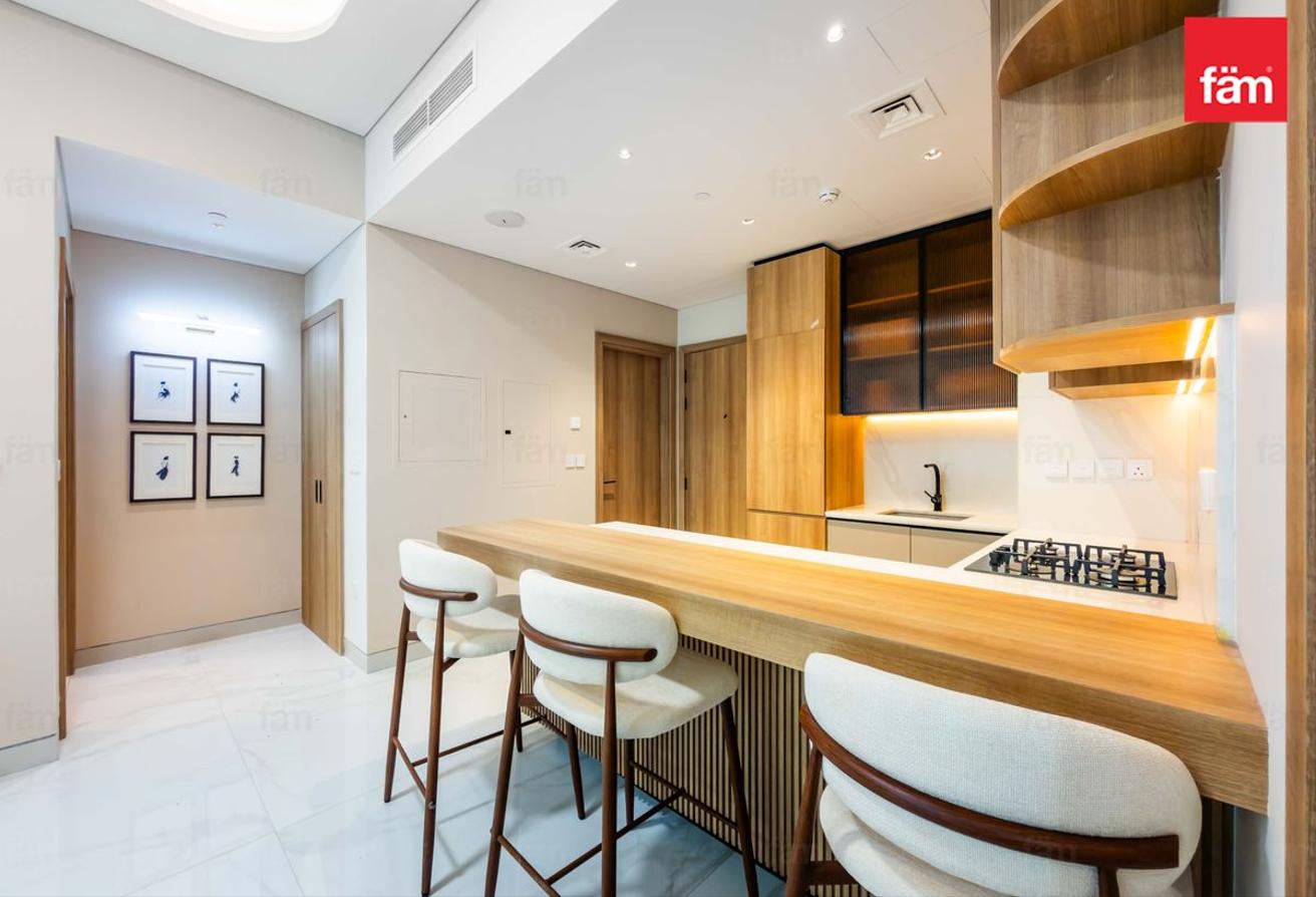 2BR | Fully Furnished | Vacant | Pool View photo 4