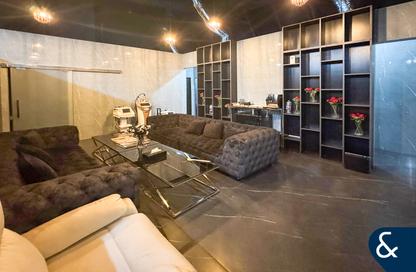 Retail - Studio for rent in Park Towers Podium - Park Towers - DIFC - Dubai