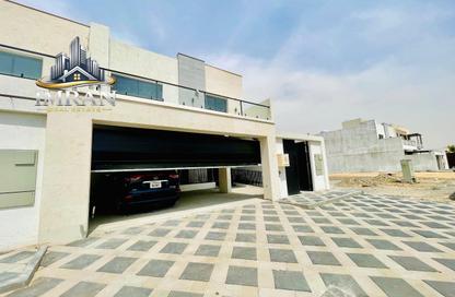 Villa - 5 Bedrooms - 7 Bathrooms for rent in Tilal City D - Tilal City - Sharjah Villa - 5 Bedrooms - 7 Bathrooms for rent in Tilal City D - Tilal City - Sharjah