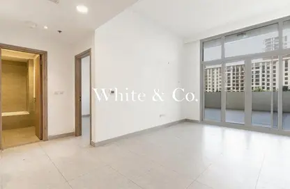 Apartment - 1 Bedroom - 2 Bathrooms for sale in Parkviews - Town Square - Dubai