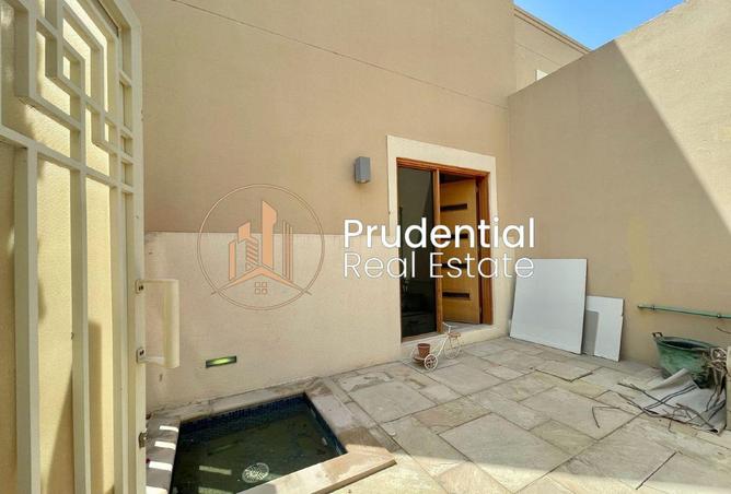 65185100 - Property Image 3