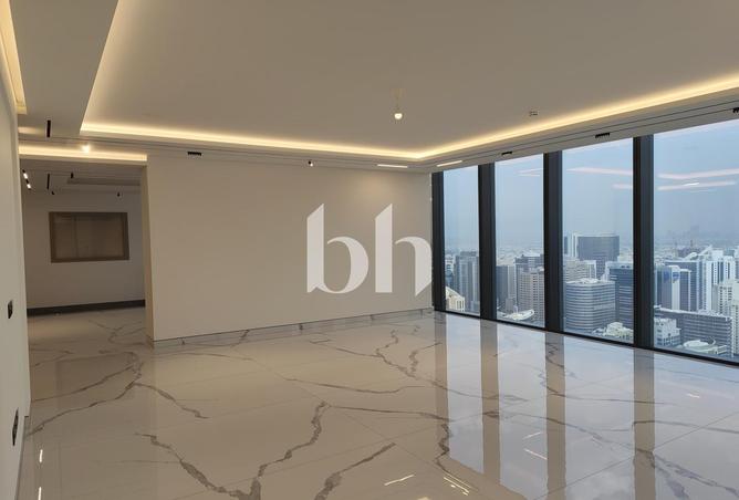 92692661 - Property Image 3