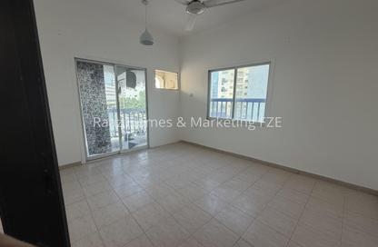 Apartment - 1 - 1 for rent in Al Nabaa Building - Al Naba'ah - Al Sharq - Sharjah
