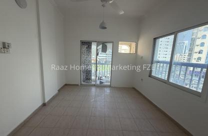 Apartment - 1 - 1 for rent in Al Nabaa Building - Al Naba'ah - Al Sharq - Sharjah Apartment - 1 - 1 for rent in Al Nabaa Building - Al Naba'ah - Al Sharq - Sharjah
