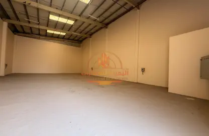 Warehouse - Studio - 1 Bathroom for rent in Al Sajaa Industrial - Al Sajaa - Sharjah