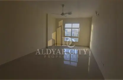 Apartment - 3 Bedrooms - 3 Bathrooms for rent in Al Mowaihat 2 - Al Mowaihat - Ajman