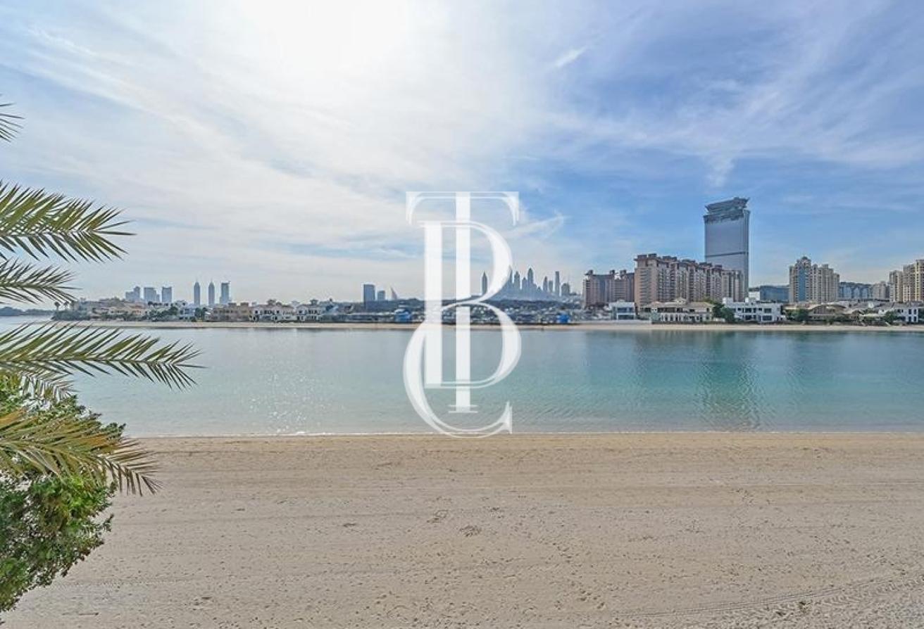 Family Villa | Burj Al Arab View from Garden Homes photo 9