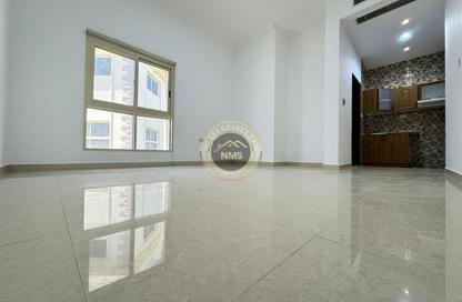 Apartment - Studio - 1 for rent in Al Muroor Tower - Muroor Area - Abu Dhabi