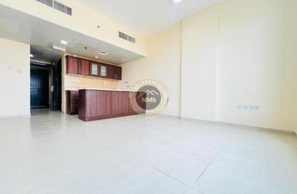 Apartment - Studio - 1 for rent in Al Muroor Tower - Muroor Area - Abu Dhabi Apartment - Studio - 1 for rent in Al Muroor Tower - Muroor Area - Abu Dhabi