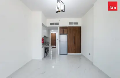Apartment - 1 Bathroom for rent in Waha Living - Jumeirah Garden City - Al Satwa - Dubai