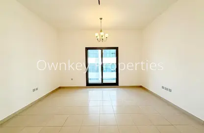 شقة - غرفة نوم - 2 حمامات للايجار في منازل الرفاعة 02 - الرفاعة - بر دبي - دبي