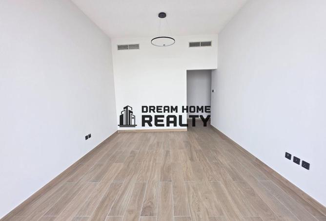 132517620 - Property Image 2