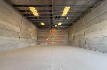 Warehouse - Studio - 1 for rent in Al Sajaa Industrial - Al Sajaa - Sharjah