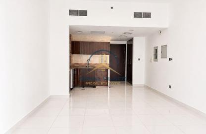 Apartment - Studio - 1 Bathroom for rent in Arabian Gate - Dubai Silicon Oasis - Dubai